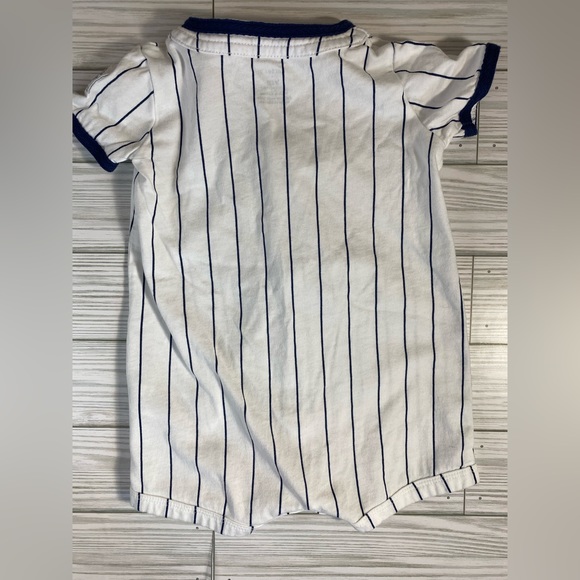Carter’s size 9 month Rompers - Picture 4 of 10